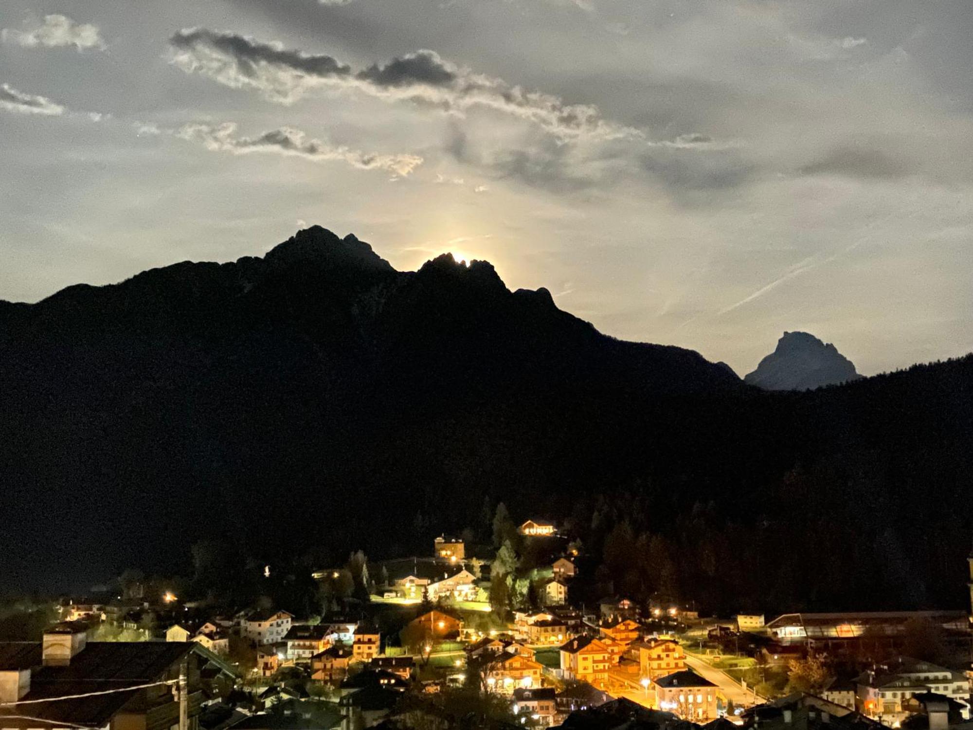 Reggia Al Sole Apartment Pieve di Cadore Ngoại thất bức ảnh